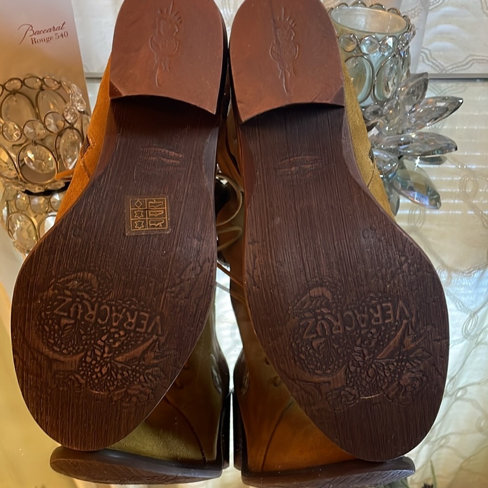 Sundance + Vera Cruz mid-calf suede boots. Lace-up & Embroidered 40 (9.5-10) NWT - Picture 8 of 9